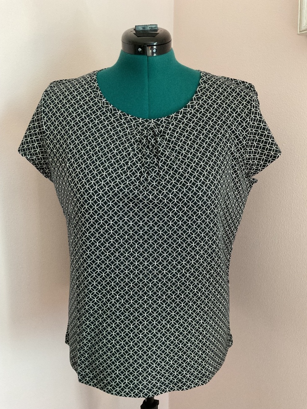 NWT Talbots Cap Sleeve Print Tee
